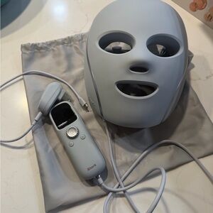 Shark Beauty Gray Face Mask